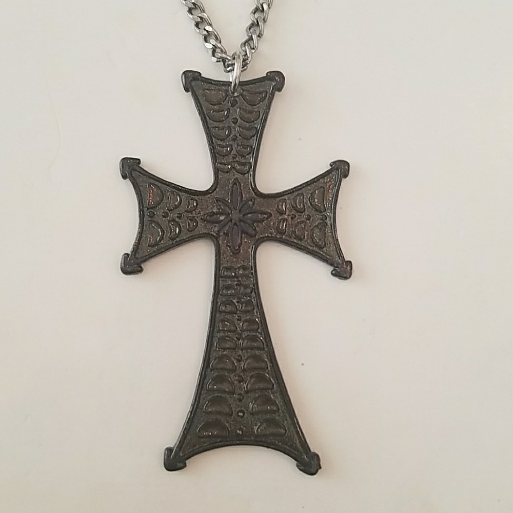 GASOLINE GLAMOUR BLACK cross NECKLACE